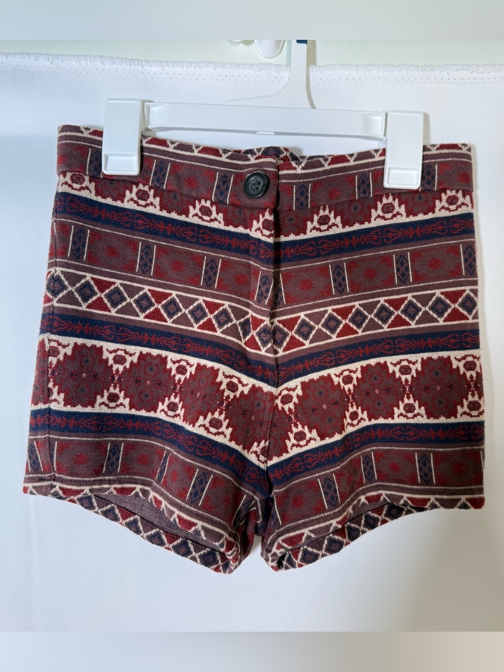Brandy Melville Burgundy Patterned High-Waist Shorts